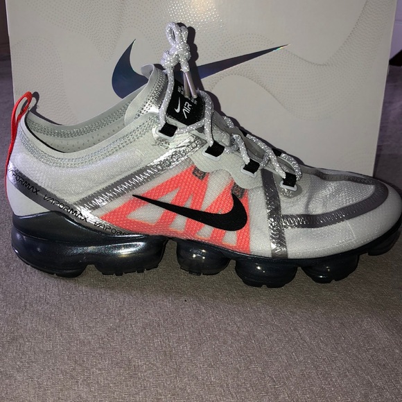 Nike VaporMax 2019 - Picture 2 of 7